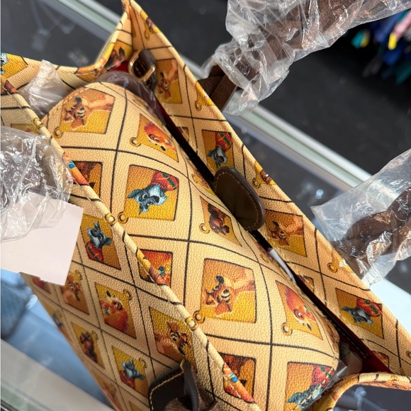 Dooney & Bourke Disney Lady & The Tramp Lady Gia Satchel NWT - Picture 8 of 14